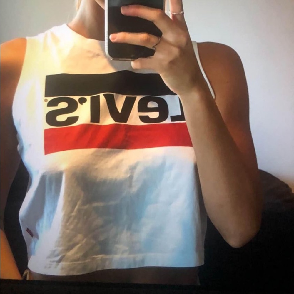 Levi’s crop top Sz S